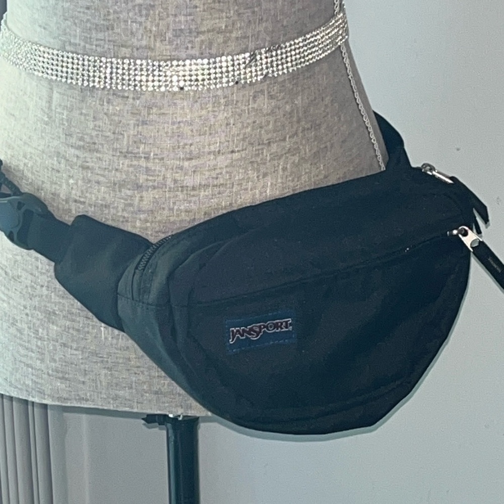 JanSport Fifth Avenue Fanny Pack